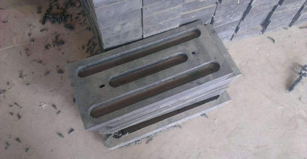 وسادات سميكة من مادة البولي إيثيلين