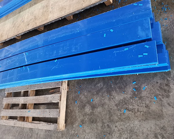 لوحة سياج كروية من مادة البولي بروبيلين لجدار ملعب كرة القدم