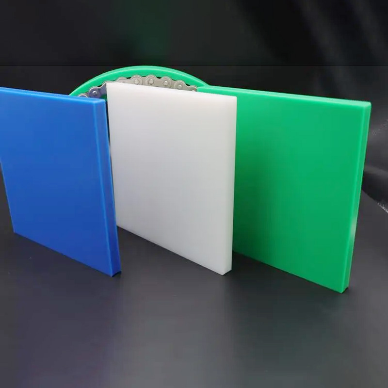 ألواح التقطيع الملونة