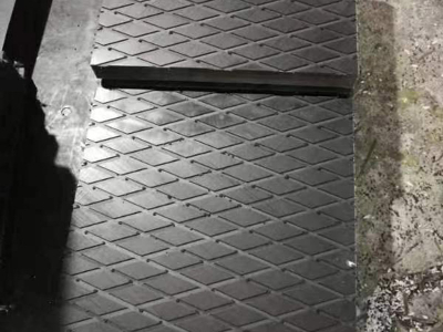 وسادات ذراع الرافعة المركبة