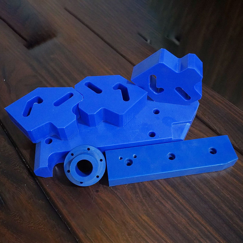 الأجزاء المصنعة من مادة البولي ميثيلين Polymethylene Fabricated Parts