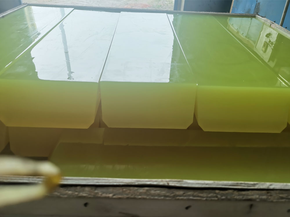 ورقة البولي يوريثين المضادة للكهرباء الساكنة Anti-static Polyurethane Sheet